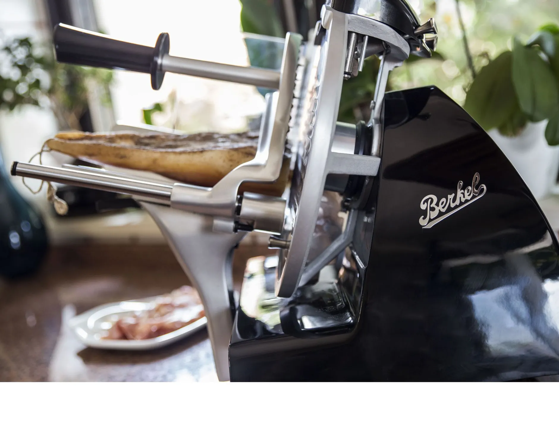 Affettatrice elettrica red line 250 acciaio colore nero Berkel
