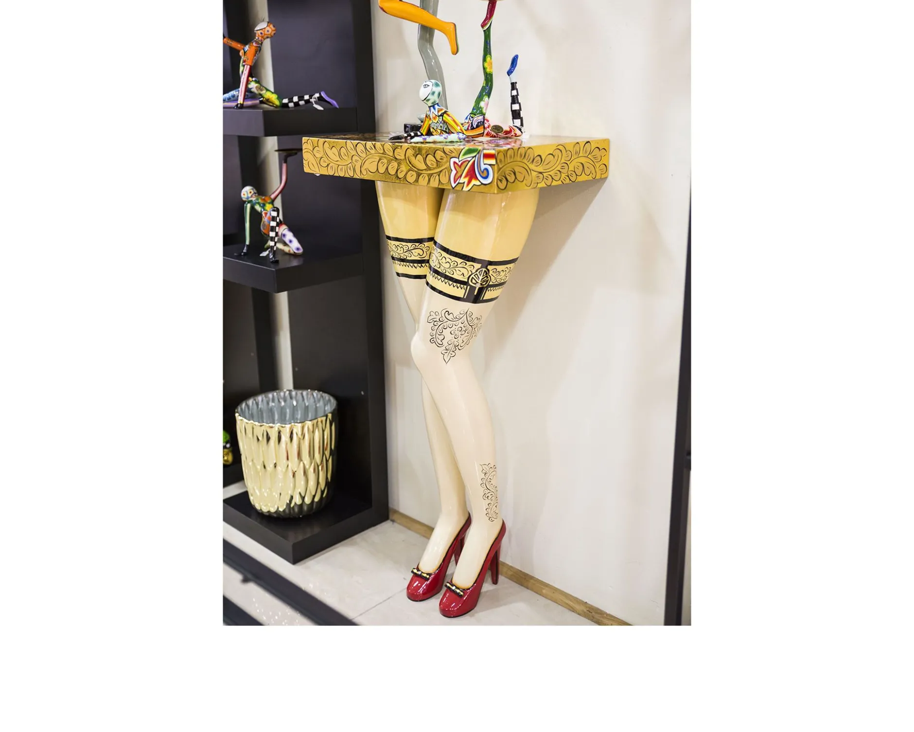 Console table lady's legs dipinta a mano Tom's drag