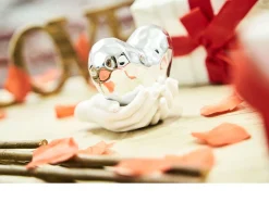Scultura mani con cuore argento Selezione zanolli